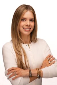 L. Diamond 2026 Headshot Original