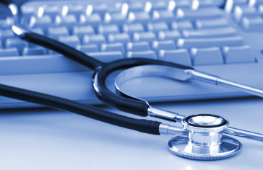 Image-Stethoscope-and-computer